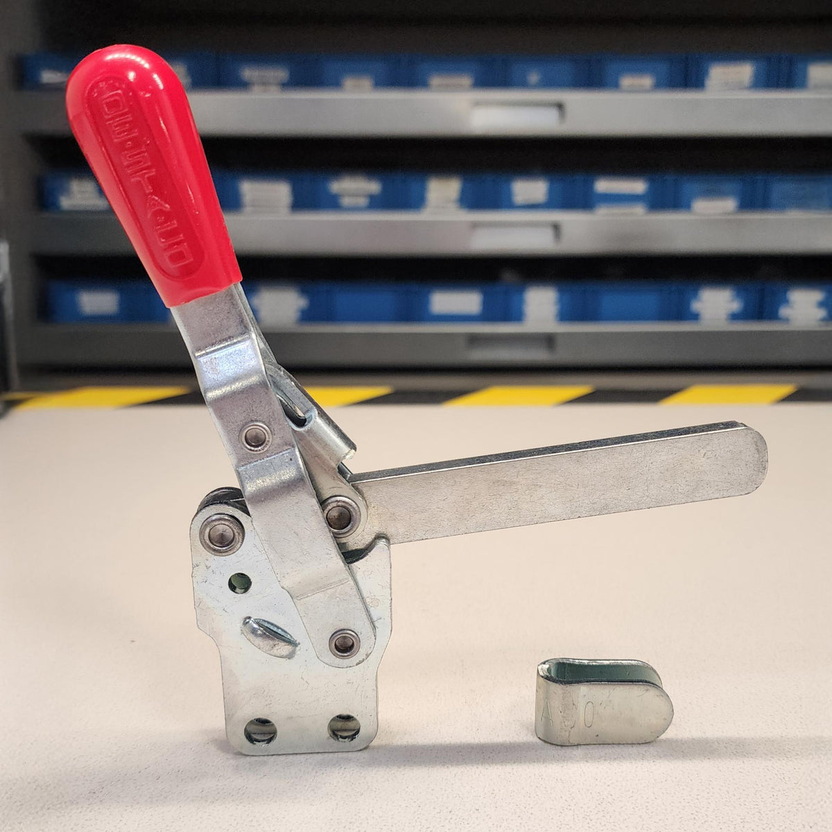 Destaco 207-LBO Vertical Hold-Down Toggle Clamp